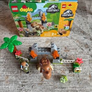 LEGO DUPLO Retired 10939 Jurassic World T. rex and Triceratops Dinosaur Breakout